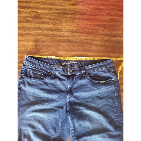 Universal Thread Womens Size 16 Mid-Rise Curvy Skinny Denim Capris Preowned - Picture 3 of 14